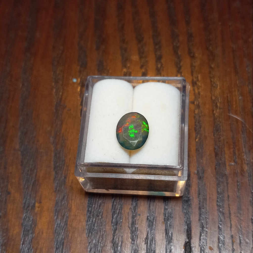Facet Opal